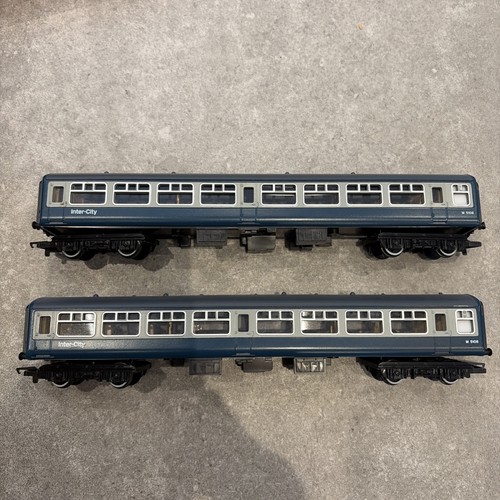 Hornby coach m5108 unboxed - hornby,