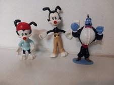3 COLLECTABLE FIGURES WARNER