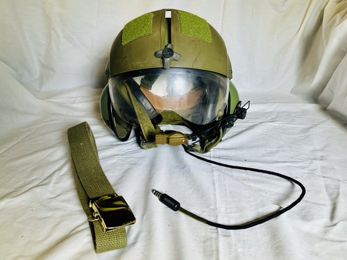 1989 captain hawkeye pierce - hawkeye,