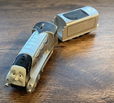 Trackmaster thomas the tank