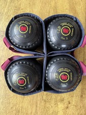 Thomas Taylor Ace bowls. Set