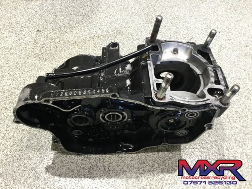 Kawasaki 250 engine casings - kawasaki,