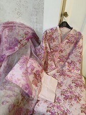 Original Bareeze Floral 3 Piece Sana Safinaz Khaadi Chynere Available 2?