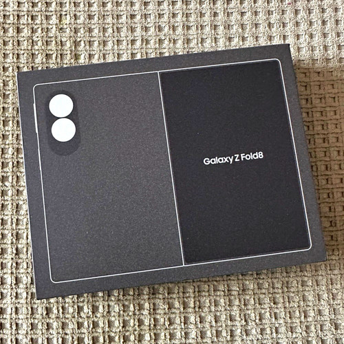 Samsung galaxy fold8 - z,