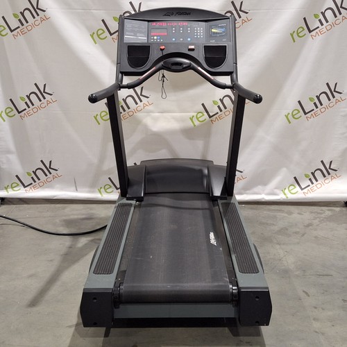 Life fitness 9500hr treadmill - life,