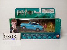 Corgi Die Cast Model ~ Mr Weasley's Ford Anglia Harry Potter