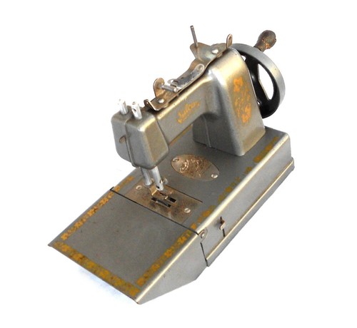 Vulcan featherweight toy - a,