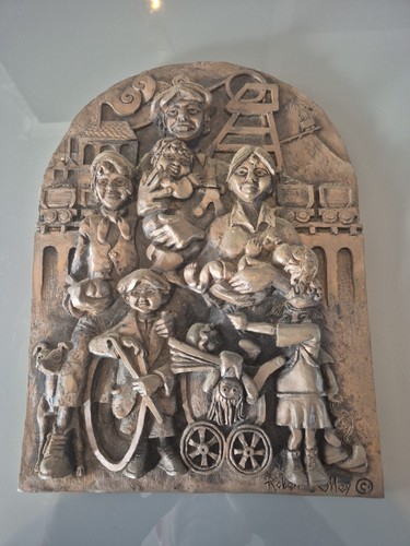 Roberts olley sculpture - roberts,