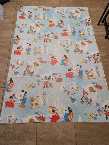 Vintage walt disney - twin, flat