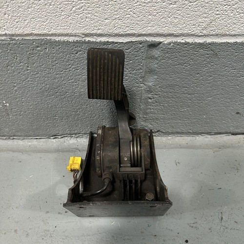 Optare solo bus throttle - bus,