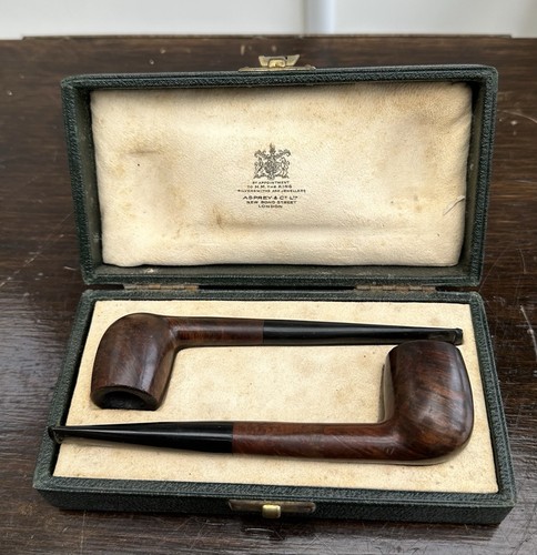 Antique london made pipes - london, in