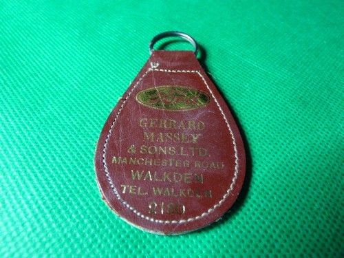 Vintage garage advertising key - advertising,