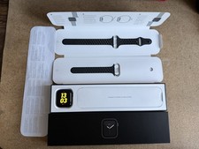 Apple Watch Nike 44mm GPS + Cellular A2356 MG0A3B/A . SE 1st generation