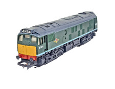 Hornby R327 OO Gauge BR Class