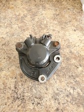 CB900F SC01 dohc front right brake caliper complete with mounting bracket BolDor
