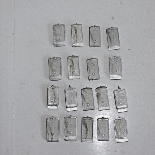 Assorted 50 white metal - assorted, 1/50