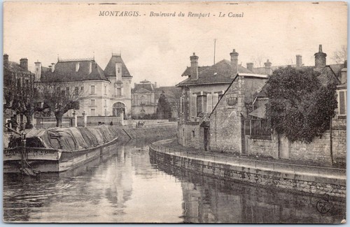 Montargis loiret canal boats - montargis,