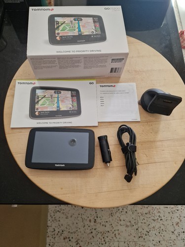 Tomtom 5200 car sat nav - car,