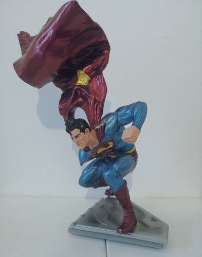 Collectables - (damaged), dc