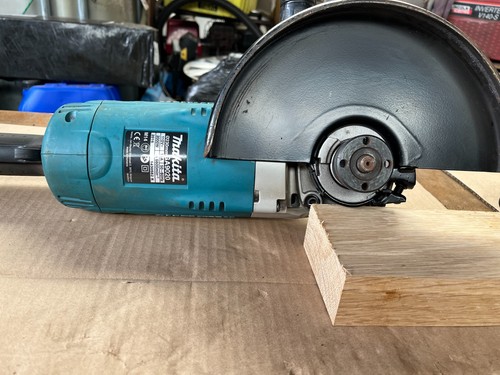 Makita ga9020 230mm 110v angle - makita,