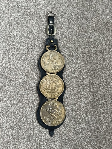 Horse martingale 3 brasses - &,
