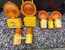 Job lot of road beacons lamps