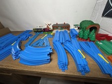 tomica tomy trackmaster thomas