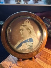 Victorian Portrait of Queen Victoria Under Convex Glass in Wooden Frame c.1880s