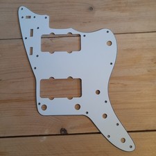 Fender Jazzmaster Scratchplate White  - including correct Roller Bracket