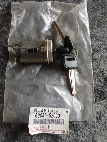 Genuine toyota yaris - genuine,