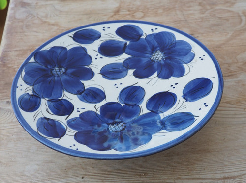 Spanish hand painted cake - hand,
