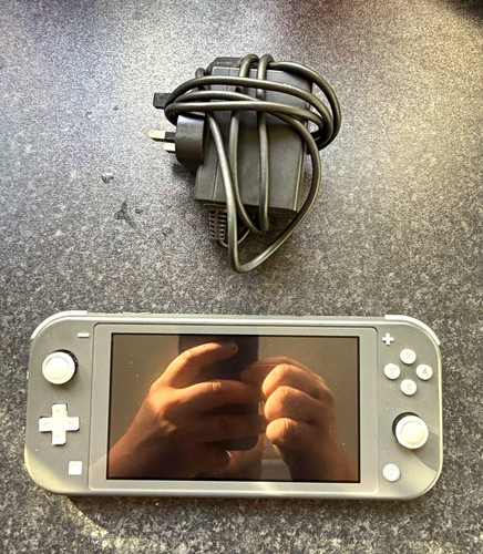 Nintendo switch lite hdh 001 - nintendo, hdh-001