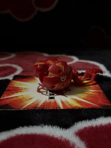 Bakugan pyrus serpenoid - serpenoid,