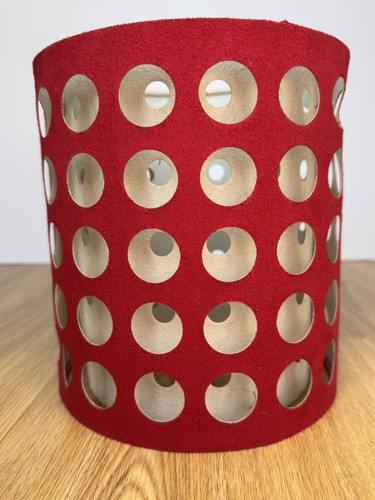 Red and cream - red,