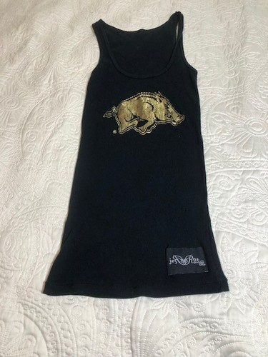 Women black tank top graphic - black,