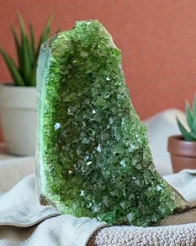 Raw green quartz geode - raw,