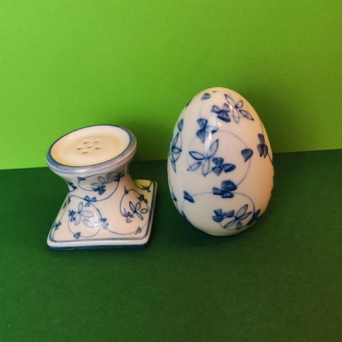 Vintage porcelain set salt - set, of