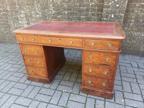 Mature victorian walnut - mature,