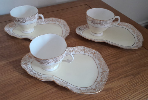 Vintage sandwich plates - 3,