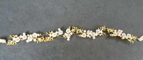Pretty gold tone hair vine - gold,