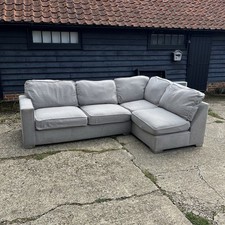 Large light grey L shape