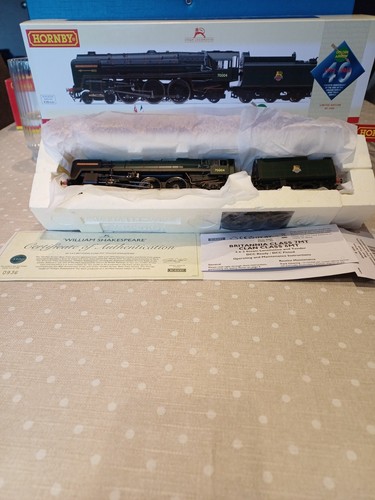 New hornby r3096 - "new",