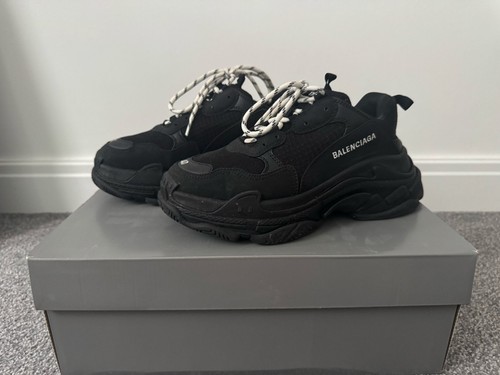Balenciaga triple sneaker - balenciaga,