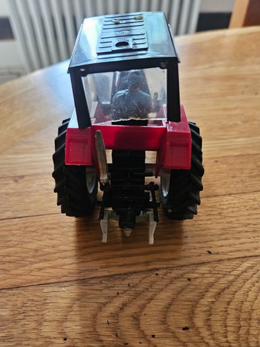 Valmet 805 tractor die - die, cast