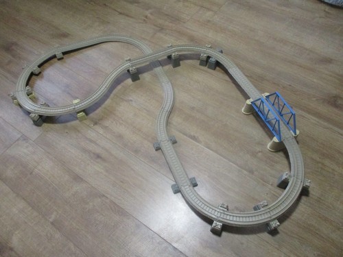 Trackmaster thomas the tank - thomas,