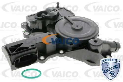 Engine breather oil separator