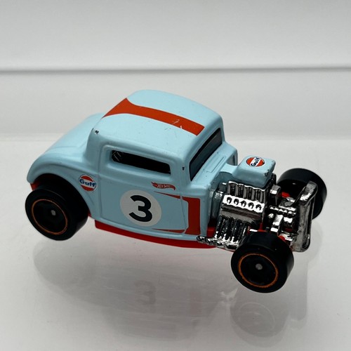 Hot wheels ford - 32,