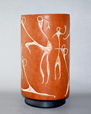 VINTAGE VASE HIEROGPYPHICS EGYPTIAN DESIGN 24.5cm