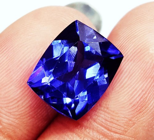 Natural blue tanzanite 10 - tanzanite, to