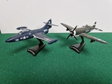 1:100 2 X USA Military Aircraft , F9F Panther And P47 THUNDERBOLT
